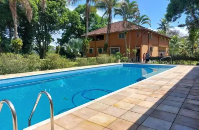 Sítio para Venda em Cachoeiras de Macacu, Maraporã, 7 dormitórios, 4 suítes, 2 banheiros