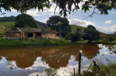 Sítio para Venda em Cachoeiras de Macacu, Vecchi, 2 dormitórios, 1 suíte, 1 banheiro, 1 vaga