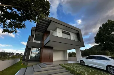 Casa com 4 quartos à venda no ingleses do rio vermelho, florianópolis  por r$ 3.500.000