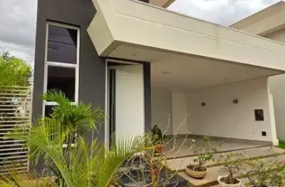 Casa Térrea com Piscina e Churrasqueira para Aluguel | Primor das Torres