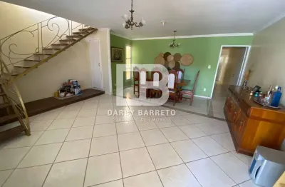 Casa com 5 quartos à venda na Avenida Vinte e Oito de Março, Centro, Campos dos Goytacazes