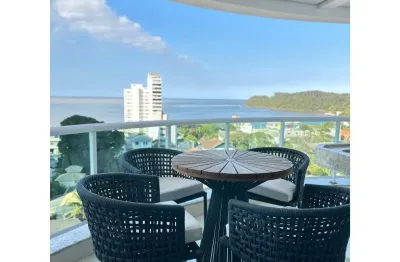 Aluga-se anual cobertura na tranquila e linda praia de cabeçudas em itajaí/sc