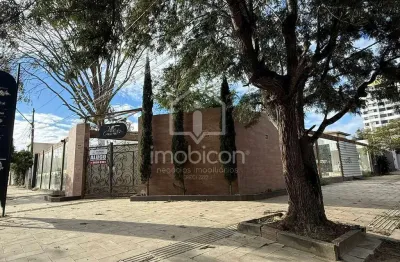 Alugo: casa duplex comercial no bairro candeias-vitória da conquista/ba