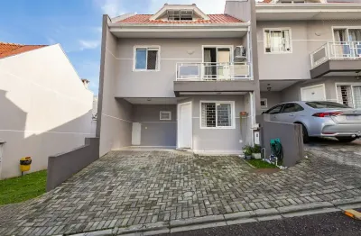 Casa em condomínio fechado com 3 quartos à venda na Avenida Monteiro Tourinho, 938, Tingui, Curitiba