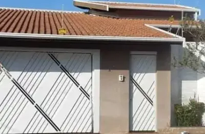Casa com 3 quartos à venda na Rua Júlio Marangoni, 401, Jardim Verona II, Pirassununga