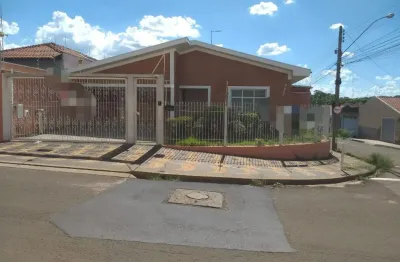 Casa com 3 quartos à venda na Rua Coronel Franco, 282, Jardim Eldorado, Pirassununga