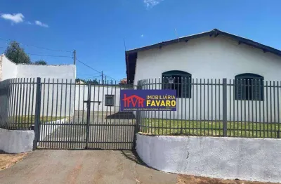 Esquina comercial na Avenida das Torres, próximo a Av. Gabriel Arruda e Saúl Elkind, 220m² de terreno, 120m² de área construida. 4 quartos. R$ 1.600,0