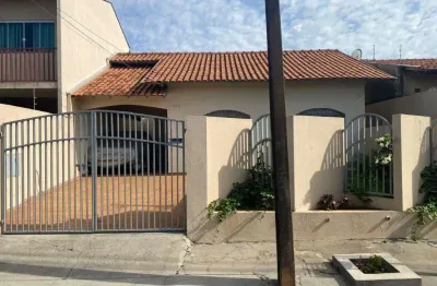Melhor localização da zona norte, jardim dosestados - londrina/pr. casa mais dependência.