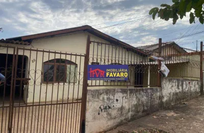 Casa mais dependência, no conjunto violin. a casa: contendo 2 quartos, sala, cozinha, área de serviço, garagem coberta e jardim. a dependência: quarto