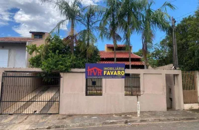 Casa próximo ao muffato da saul elkind. contendo três quartos amplos, sla, cozinha, área de serviço coberta, wc social, garagem, despença, quintal e j