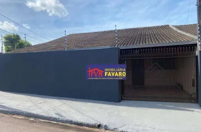 Residencial quadra norte. excelente casa de esquina, imóvel impecavel pronto para morar, contendo três quartos, sendo uma suíte. r$ 400mil.