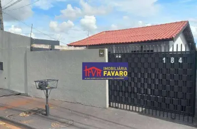 Alto da Boa Vista, ecelente localixação. Casa contendo 2 quartos, sala, cozinha planejada, área de serviço coberta, wc social e quintal amplo. Edifica