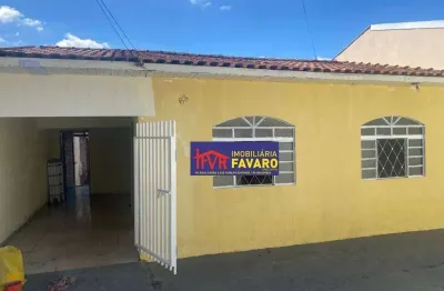 Excelente localização: Próximo ao Muffato da Saúl Elkind. Casa contendo 3 quartos, sala ampla, corredor, cozinha, área de serviço coberta, wc social,