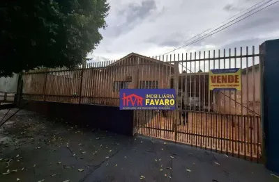 Casa com 2 dormitórios à venda, 130 m² por R$ 250.000 - Parigot de Souza 2 - Londrina/PR