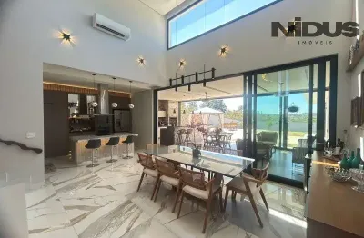 Casa de luxo em condomínio no Alto da Boa Vista, Sorocaba-SP: 3 quartos, 3 suítes, 3 salas, 6 banheiros, 6 vagas de garagem, 314m².