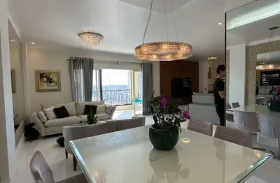 Cobertura à venda em Sorocaba-SP: 4 quartos, 4 suítes, 2 salas e 341m² no Jardim Portal da Colina. Confira!