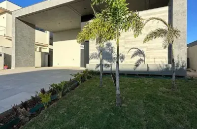 Impecável casa em condomínio à venda em Alphaville Nova Esplanada, Votorantim-SP: 3 quartos, 3 suítes, 3 salas, 5 banheiros, 9 vagas, 256m².