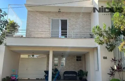 Casa de luxo em condomínio no Parque Santa Isabel, Sorocaba-SP: 3 quartos, 3 suítes, 2 salas, 5 vagas, 290m². Invista!