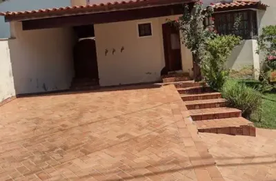 Casa em condomínio fechado com 3 quartos à venda no Granja Olga I, Sorocaba  por R$ 1.090.000