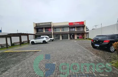 Ponto comercial com 4 salas para alugar na Avenida Senador Salgado Filho, 3801, Uberaba, Curitiba