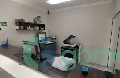 Casa à venda na Avenida Visconde de Guarapuava, 535, Alto da Rua XV, Curitiba