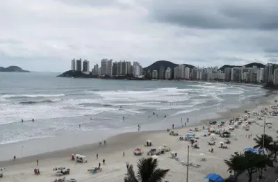 Praia de pitangueiras, frente total para o mar, garagem no prédio, alto padrão, ótimo lazer, centrinho a 1 quadra do shopping !!