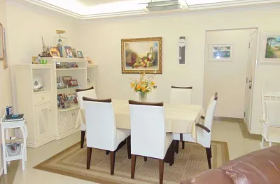 Praia de pitangueiras,amplo apartamento com 132 metros úteis,lazer,2 garagens,centrinho,novo!