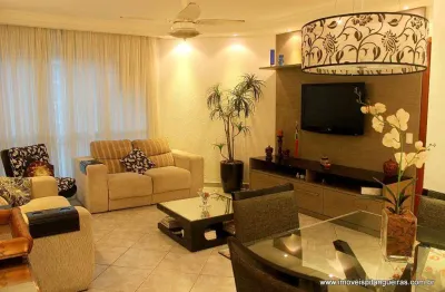 Pitangueiras- lindo apartamento com maravilhosa área de lazer , 02 vagas de garagens no prédio.