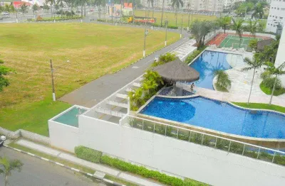 Cobertura com piscina e churrasqueira - 300 metros da praia - 01 vaga de garagem.