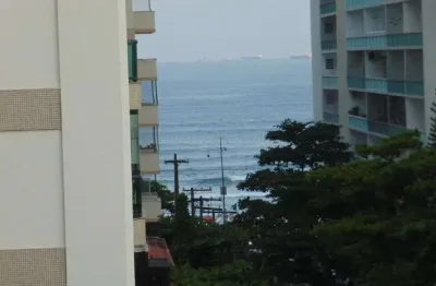 Linda vista mar, andar mediano, 02 vagas de garagem no prédio, lazer no prédio.