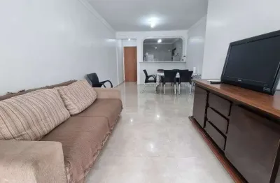 Pitangueiras - na segunda quadra da praia , totalmente reformado, 02 vagas de garagem no prédio, lazer.