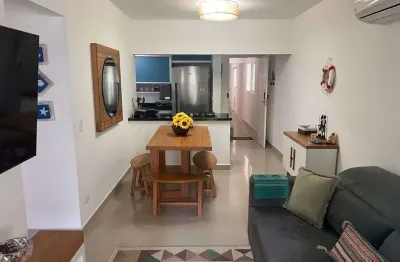Apartamento com 2 suítes, 2 quadras da praia de pitangueiras.
