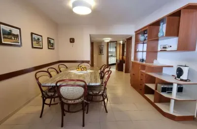 Pitangueiras- uma quadra da praia , alto padra , maravilhosa a´rea de lazer , 02 vagas.