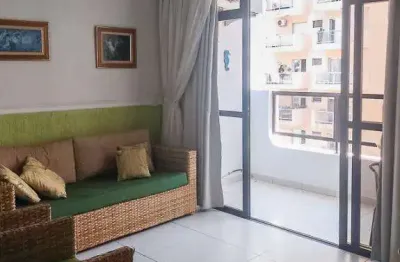 Pitangueiras- calçadão , apartamento totalmente reformado e decorado , garagem no prédio.