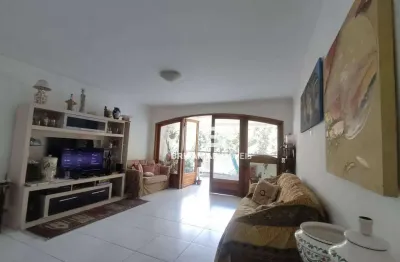 Pitangueiras- local nobre com maravilhosa área de lazer , garagem.