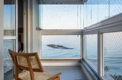 Pitangueiras- maravilhoso apartamento com maravilhosa área de lazer , 02 vagas .