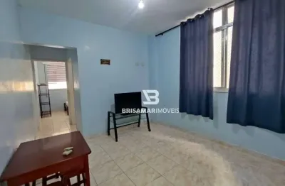 Pitangueiras- uma quadra da praia , localização espetacular , 1 dormitório.