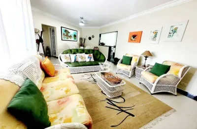 Pitangueiras- maravilhoso apartamento totalmente reformado , área de lazer e 02 vagas de garagem no prédio.