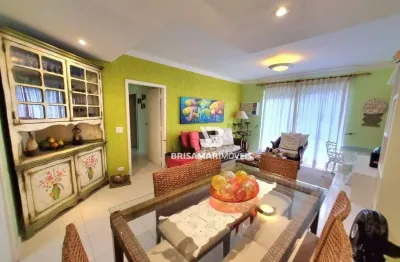 Pitangueiras- pertinho da praia , localização espetacular , 02 vagas de garagem no prédio.