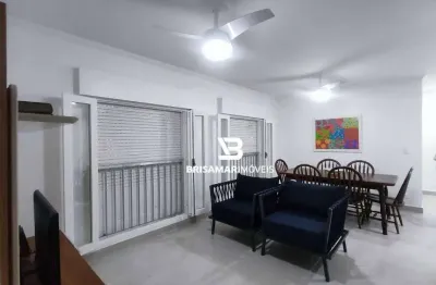 Pitangueiras- calçadão , totalmente reformado, 02 vagas demarcadas no prédio.