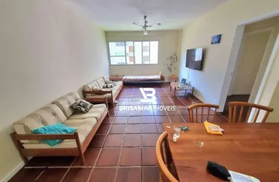 Pitangueiras- uma quadra da praia , localização espetacular  , garagem no prédio.