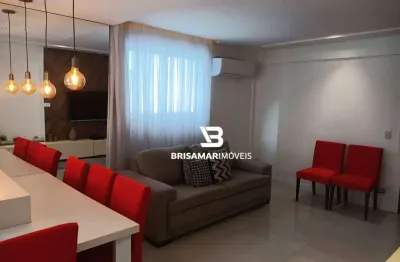 Pitangueiras- pertinho do mar , apartamento finamente decorado, reformado.