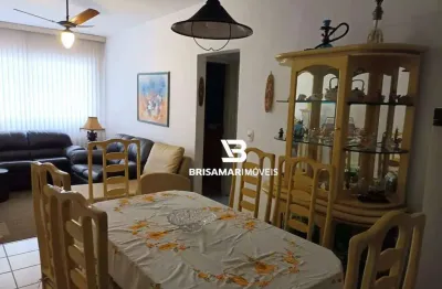 Pitangueiras- duas quadras do mar , condomínio baixo , garagem no prédio.