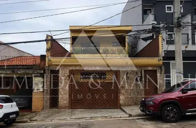 Oportunidade imperdível: sobrado com 611 m² de construção e total versatilidade!