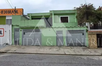 Casa ampla com 3 suítes e lareira na utinga: seu espaço de conforto e lazer!