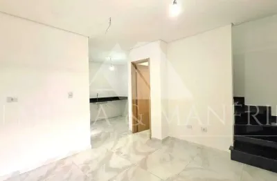 Oportunidade: sobrado confortável em bairro residencial e tranquilo!