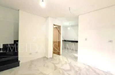 Oportunidade: sobrado confortável em bairro residencial e tranquilo!