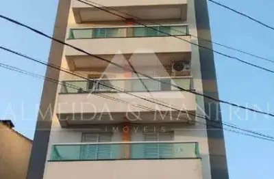 Cobertura dupléx com 3 dormitórios(1 suíte), 2 vagas de garagem e espaço gourmet.