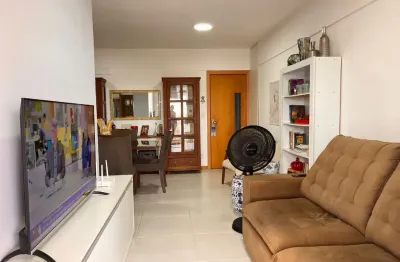 Apartamento espaçoso em buraquinho – lauro de freitas