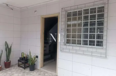Casa / Sobrado para Venda em São Vicente, Centro, 2 dormitórios, 2 banheiros, 1 vaga